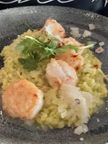 Gebratene Jacobsmuscheln Auf Bärlauch-parmesan-risotto